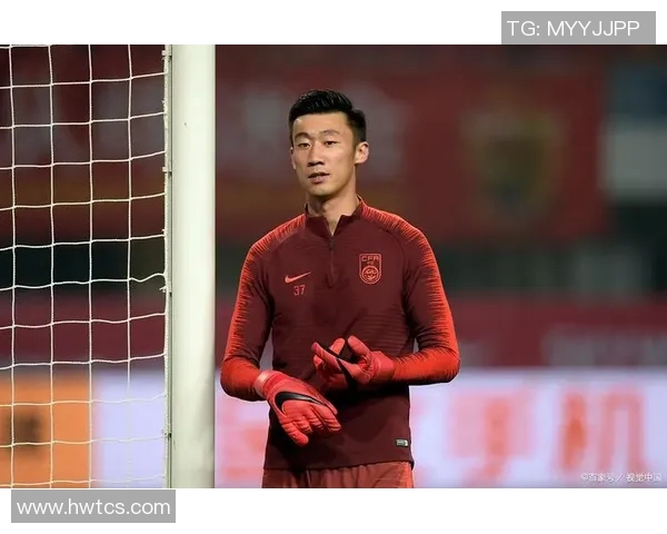 炸毛足球明星究竟是谁揭秘他背后的故事与成就 炸毛足球明星究竟是谁揭秘他背后的故事与成就