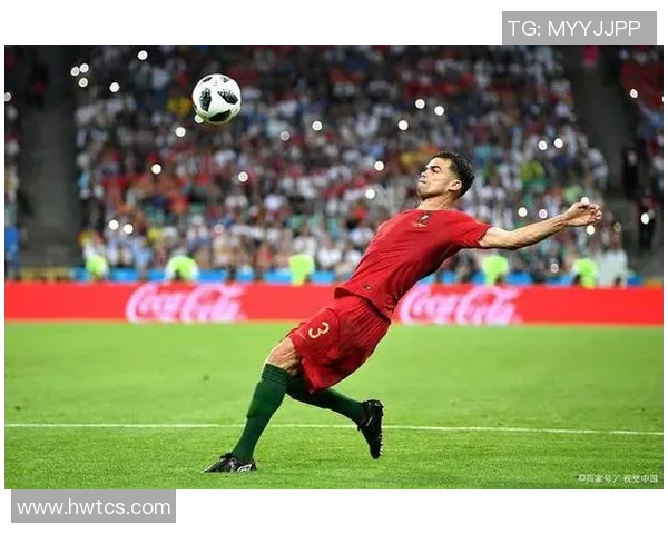 个性鲜明的足球明星们如何在场上展现自我魅力与风采